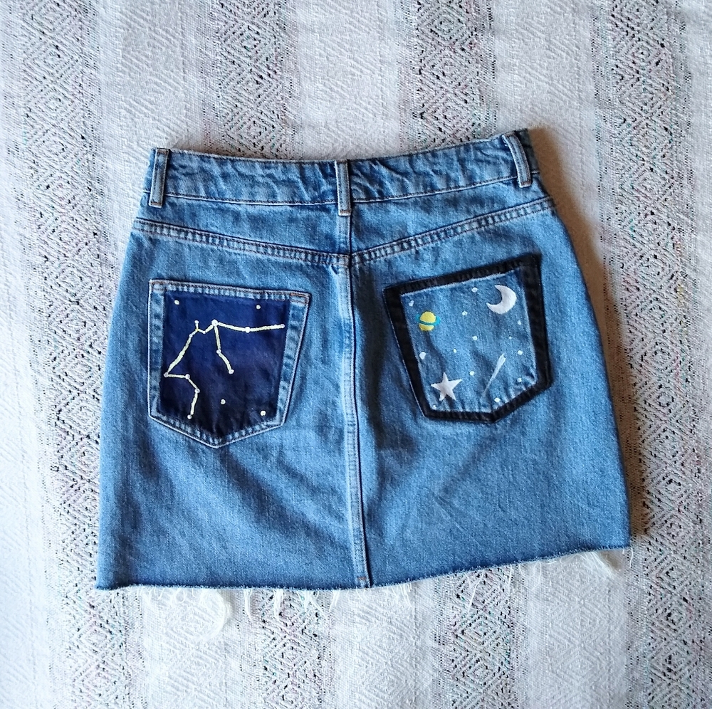 TOPSHOP Custom Hand-painted Distressed Moto Denim Skirt 6 NWOT